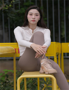 痴汉系列a-荫蒂添的好舒服视频
